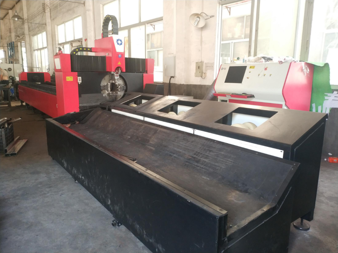 The large laser tube cutter WINFOR was among the first in the industry to introduce in 2020
